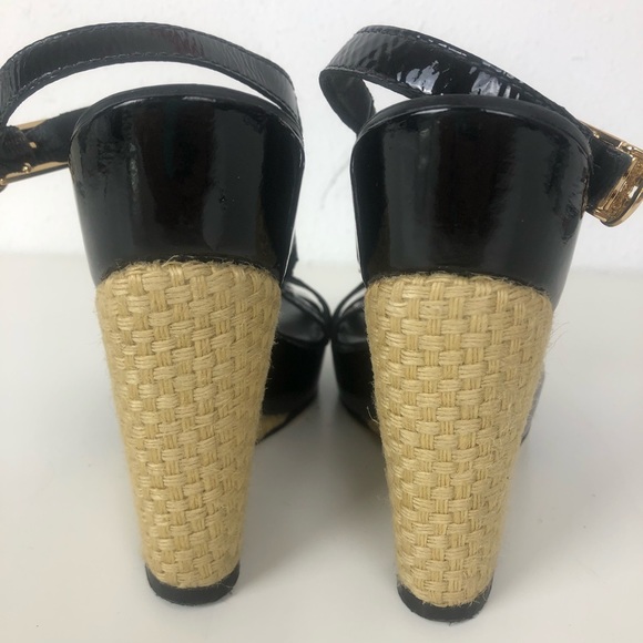 Tory Burch Patent Leather Wedge Heel Sandals 9 - Picture 5 of 9